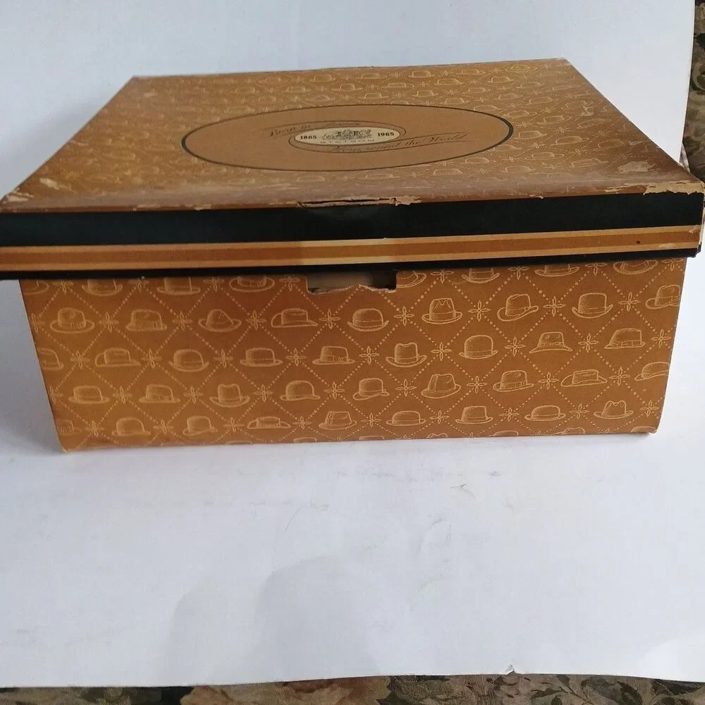 Vintage Stetson Cardboard Storage Hat Box With Ring (BOX ONLY)